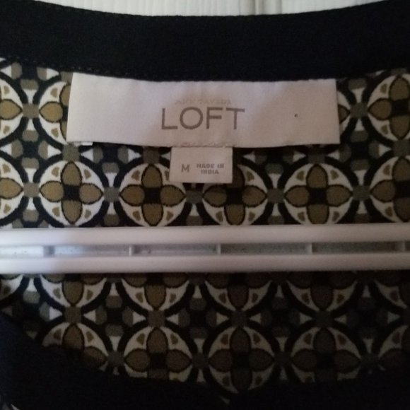 Loft Sleeveless Top - Picture 3 of 3